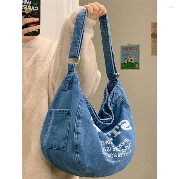 Akşam çantaları 2023 Sıradan denim el çantası Kadın Messenger Omuz Tasarımcısı Tote Çanta Okulu Malzemeleri Vintage Kore tarzı Y2K Çanta