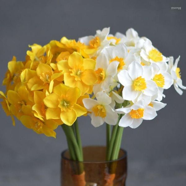 Dekoratif Çiçekler 6 Sap Defodils Bundle Beyaz Sarı Yapay Bunch Diy Masa Centerpieces Düğün Buketleri