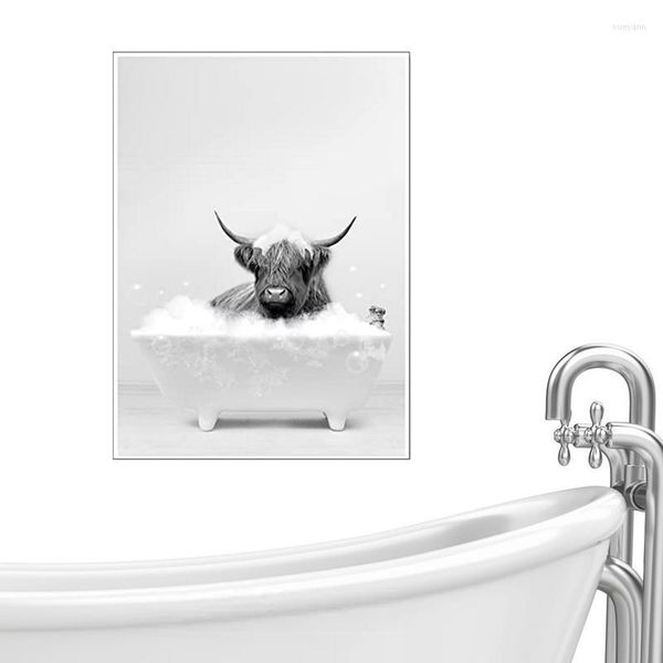 Set di accessori per il bagno Highland Cow Painting Decor Wall Art Ornamenti per poster in bianco e nero Poster di animali da fattoria rustici per il bagno dell'ufficio