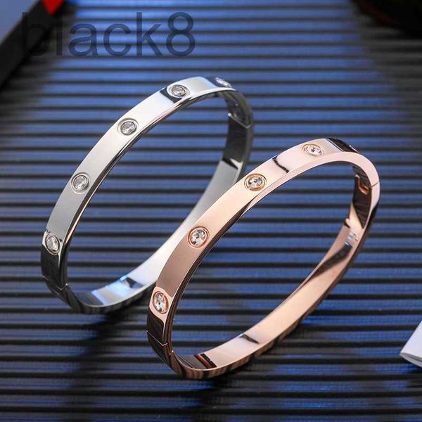 Designer de pulseira Japão e Coréia do Sul Novo Hot Selling Casal Bracelet Men's Feminino do Dia dos Namorados MVZT