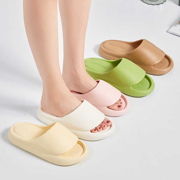 Slippers Candy Color Sof Sole Cloud Slippers Women Women Non Slip Eva Banheiro Flippers para sandálias domésticas Mulher 2023 Summer Beach Flip Flip G230328