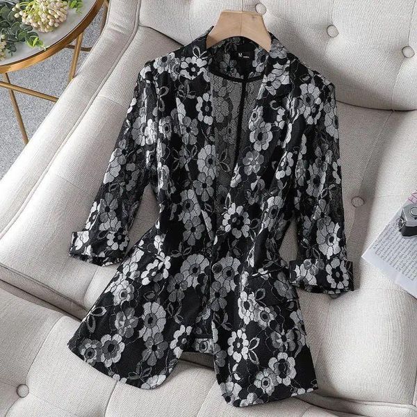 Jackets femininos Vid Women Women Blazer Elegant renda Hollow Out Fino Blazers Feminino Escritório Feminino Prinha Floral Casaco Slim Tops G55