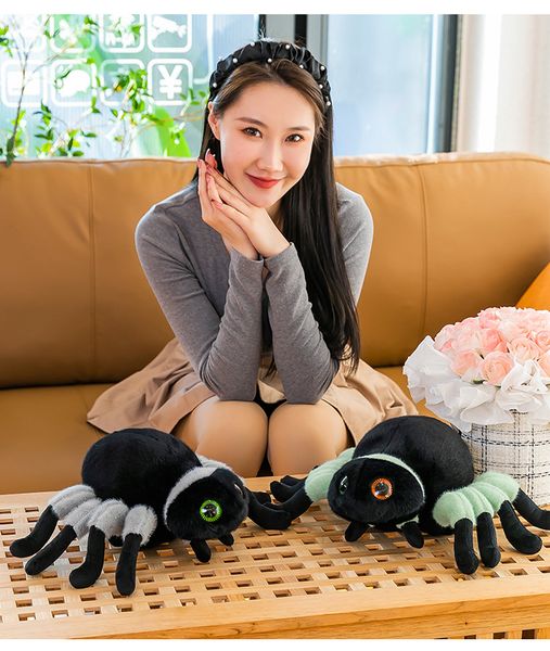 Neue Plüschtiere Simulieren Big Spider Funny Dolls Prop Dolls Männer und Frauen Halloween-Geschenke