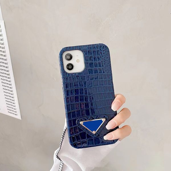 iPhone 12 14 Pro Max Case Designer cellulare Custodia Apple 15 13 11 XR XS 6 7 8 Plus Luxury Trendy Fux Crocodile Copertina di pelle MOVIL DE LUJO PARA CELLELARES BLU