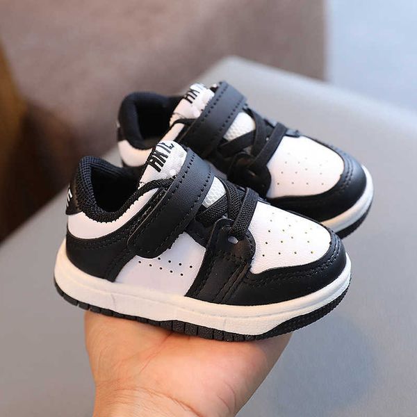 Scarpe da bambino per bambini primaverili da ginnastica per bambini Scarpe da ginnastica casual per ragazze Suole morbide Antiscivolo Traspirante Scarpe bianche per bambini Tenis