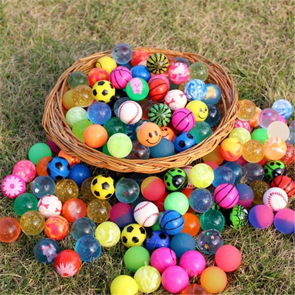 Balões de festa 20pcs Pequena bola de borracha saltadora anti estresse Bolas de salto infantil Kids tocam brinquedos de banho para jogos ao ar livre brinquedo educacional para crianças 230329