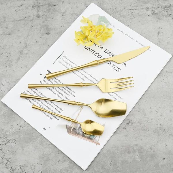 Set di stoviglie Set di lusso in acciaio inossidabile 304 Stoviglie in oro opaco Coltello occidentale Forchetta Cucchiaino da tè Posate Patry Argenteria da cucina