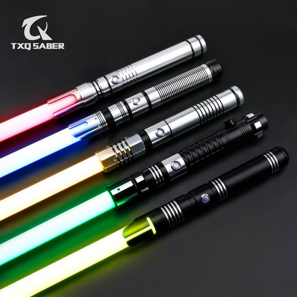 LED Swords Guns TXQSABER Heavy Dueling RGB Neo Pixel Smooth Colori della spada laser Modifica dell'elsa in metallo Lock up Blaster Laser Jedi Sword Giocattoli per bambini 230329