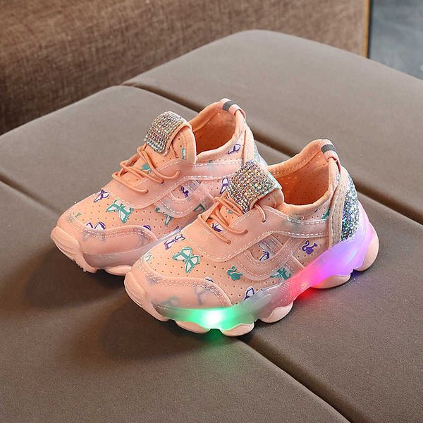 Scarpe da ginnastica per bambini all'aperto atletiche Bambini Neonate Ragazzi Lettera Mesh Led Sport luminosi Scarpe da ginnastica da corsa Scarpe da bambina con farfalla carina