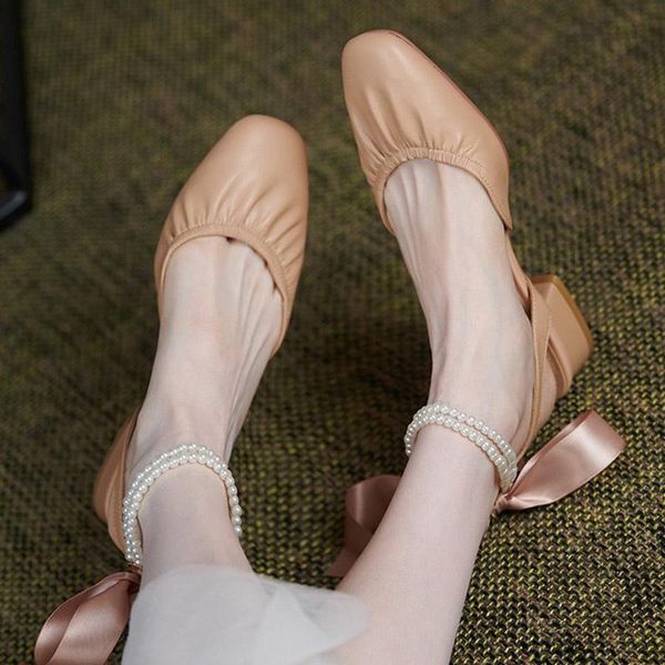 Сандалии женщины 2023 летние туфли Женщина в струне бисера лодыжка сандалия сандалия назад