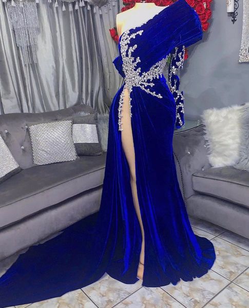 2023 Arabo Aso Ebi Royal Blue Prom Dress Perline Cristalli Guaina Serata formale Festa Secondo ricevimento Compleanno Abiti di fidanzamento Abiti Robe De Soiree ZJ0335