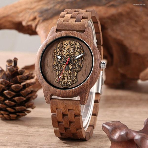 Avogadas de pulso simples de Wood Wood Skull Skeleleton Mens Watches Design Ghost Design Analog Quartz Wrist Watch Men steampunk Wooden Band Clock Masculino 2023