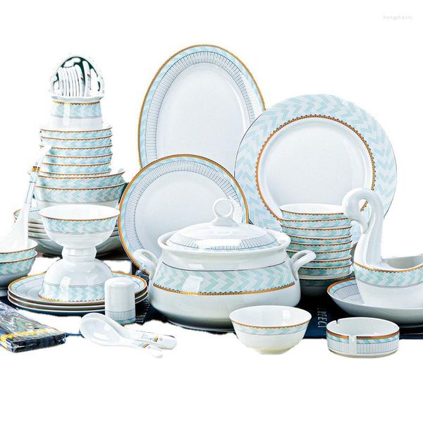 Set di stoviglie Set di piatti cinesi Jingdezhen Stoviglie blu e oro tracciato Piccolo stile fresco