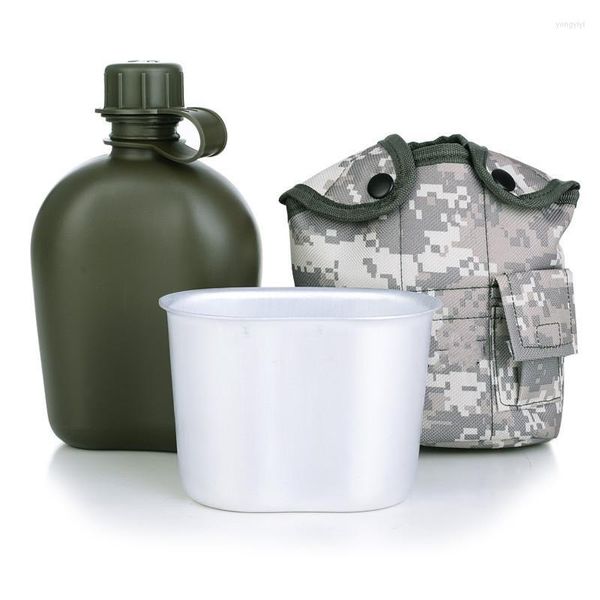 Bottiglia d'acqua Tazza da arrampicata all'aperto Camouflage Belt Lunch Box Individual Camping Sports Flat Tactical Army Fan