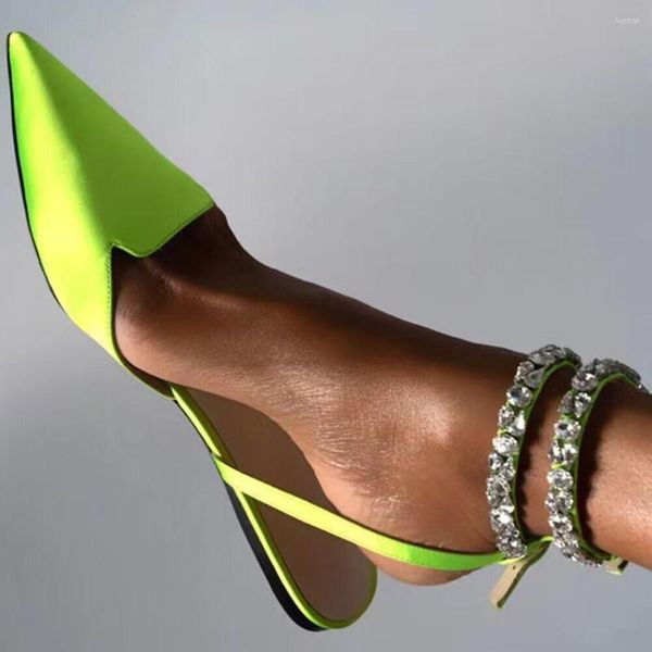 Сандалии блестящие хрустальные плоские каблуки Гладиатор Женщины 2023 Лето заостренные ноги розовые туфли для вечеринок женщина плюс размер 42 лодыжки насосы
