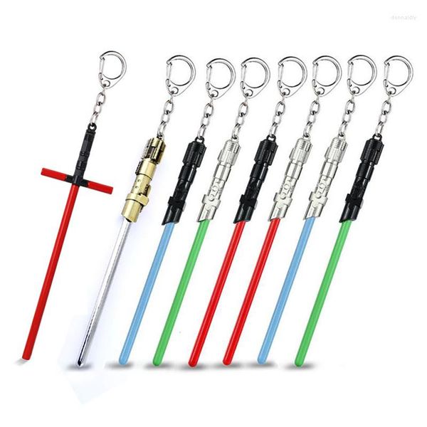 Keychains Movie Cool Spaceship War Lightsabre Metal pendente de chaveiro de chaveiro Jóias de cosplay para homens Chaveiro Gift