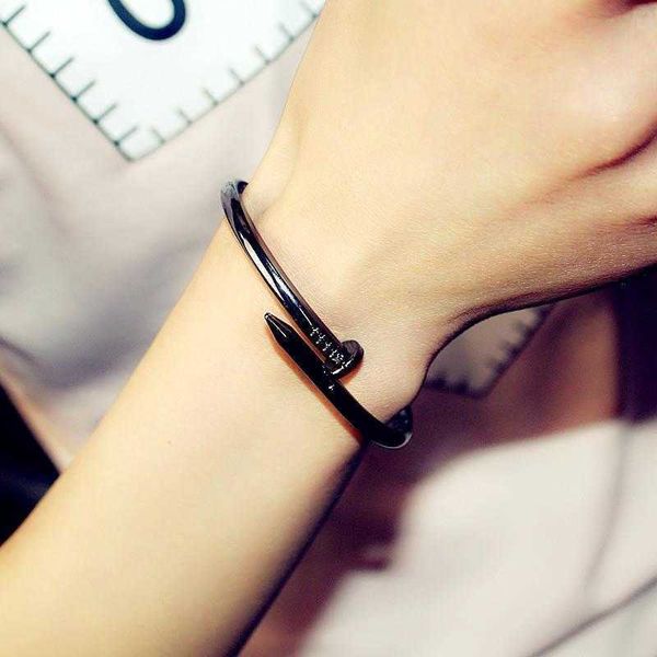 2023 Designer Carti Armband Schmuck Armreif Paar Ein Paar Studentinnen Einfache Mode Männliche Mode Persönlichkeit Kreativität Männliche Koreanische Version Armband