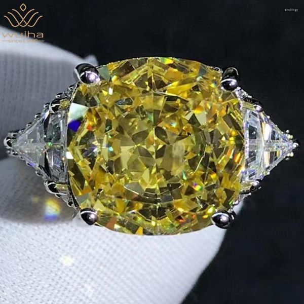 Anelli a grappolo WUIHA Argento sterling 925 di alta qualità 3EX Taglio cuscino 6 VVS D Colore creato Moissanite Anello di fidanzamento nuziale Gioielleria raffinata