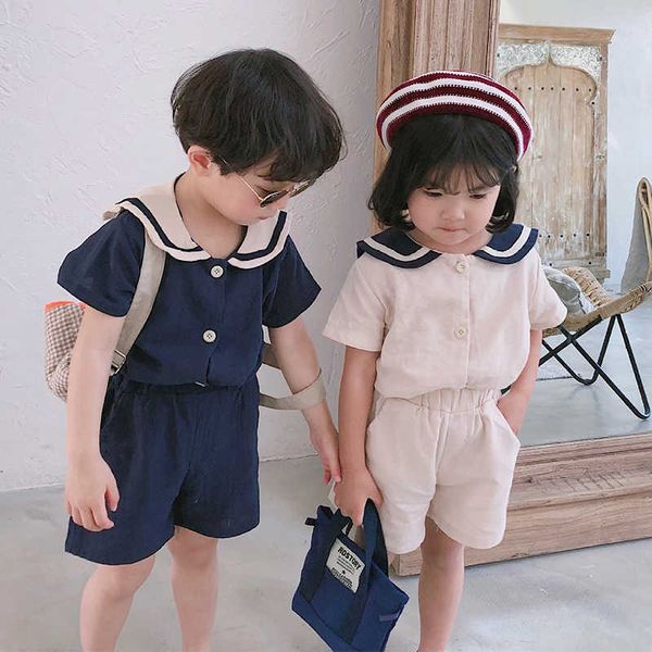 Sommer Koreanische Art Kinder Matrosenkragen Baumwolle Leinen Kleidung Sets Jungen Mädchen T ShirtwithShorts 2 Stücke Kinderkleidung Babykleidung P230331