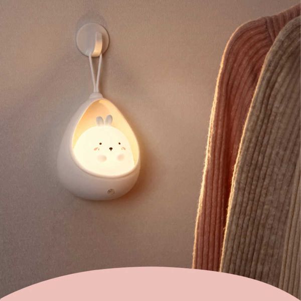 Luci notturne Luce notturna con controllo del sensore lampada a induzione umana animale carino per camera da letto per bambini Lampade da parete a LED in silicone ricaricabile USB P230331