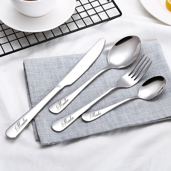 Set di stoviglie Set di coltelli forchetta cucchiaio personalizzato software per la cena Utensile regalo di nozze per la festa della sua fidanzata moglie posate intaglio in acciaio inossidabile 230331