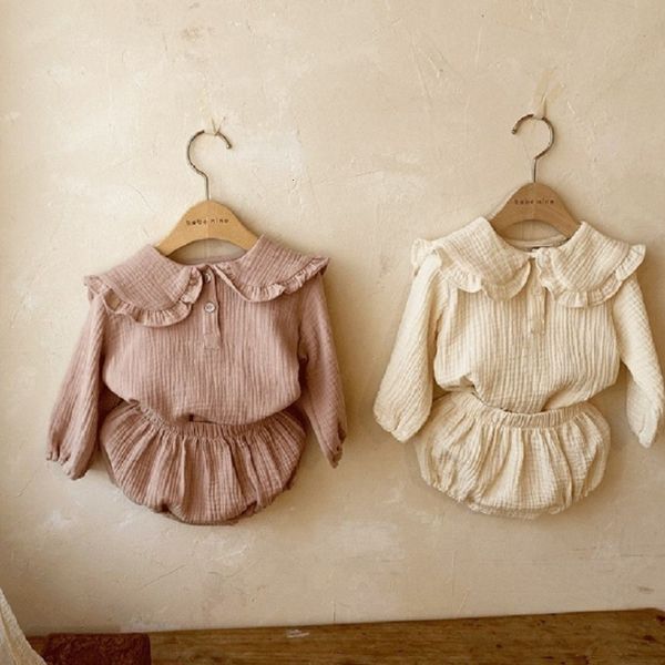 Roupas conjuntos de 2pcs nascidos roupas meninas roupas de algodão orgânica de algodão com babados de lapela de capa comprida camisa de pão de pão casual coreano 2303331