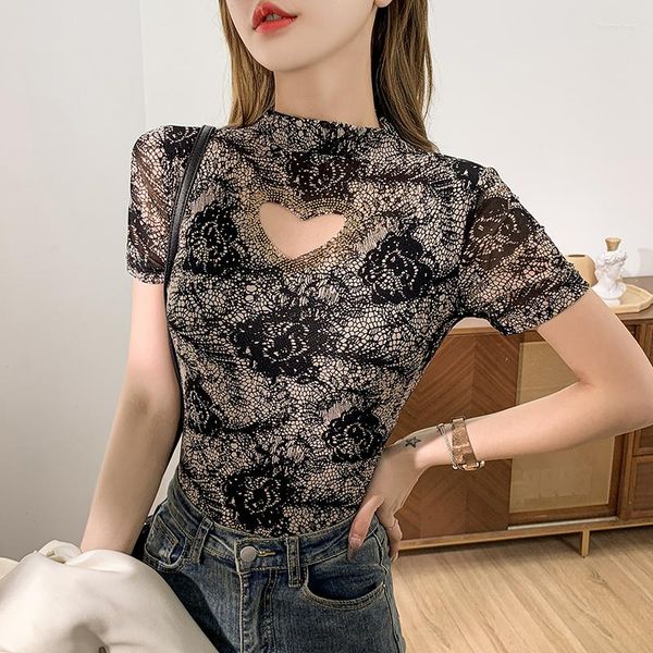 T-shirt da donna 2023 Summer European Style Mesh Thin Chic T-Shirt Sexy Hollow Out Love Diamonds Stampa Top da donna T-shirt a maniche corte 33071