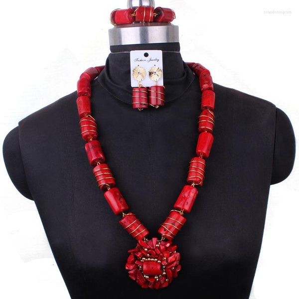 Collana Orecchini Set 4ujewelry Grandi gioielli africani 15-17mm 33 pollici Perle di corallo rosso originali nigeriane 2023