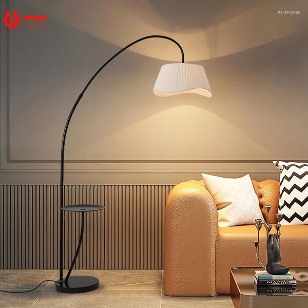 Stehlampen RSSER Nordische kreative Angellampe Modernes einfaches Licht Luxusdesign Fernbedienung Couchtisch Einstellbare LED