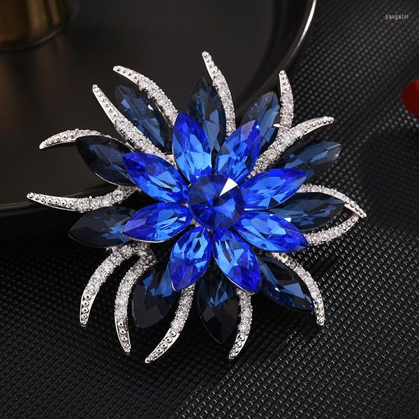 Broschen Kupfer Mikroverkrustete Zirkon Mode Brosche Koreanische Einfache Pin Button-down Schmuck Blume