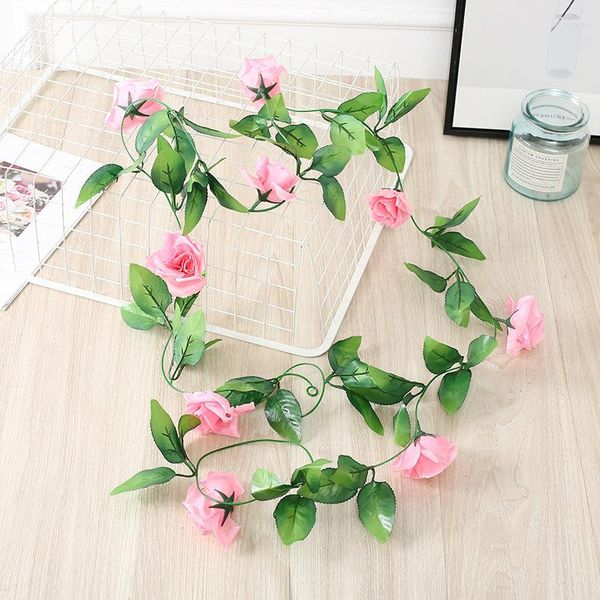 Flores decorativas 1 pc simulação rosa flor artificial videira para decoração de tubo de água de parede em casa decoração