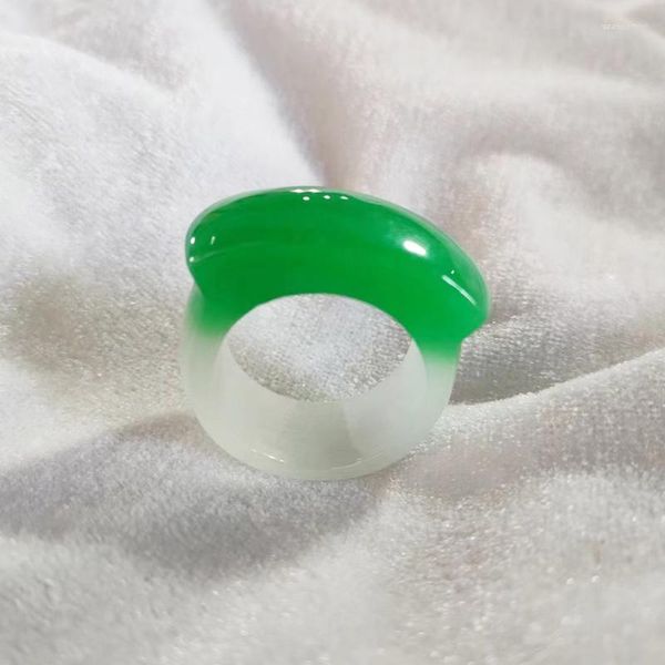 Rings de cluster Classe natural A Ringue de esmeralda Green Flat Head Jade Jewelry Birthday Presente