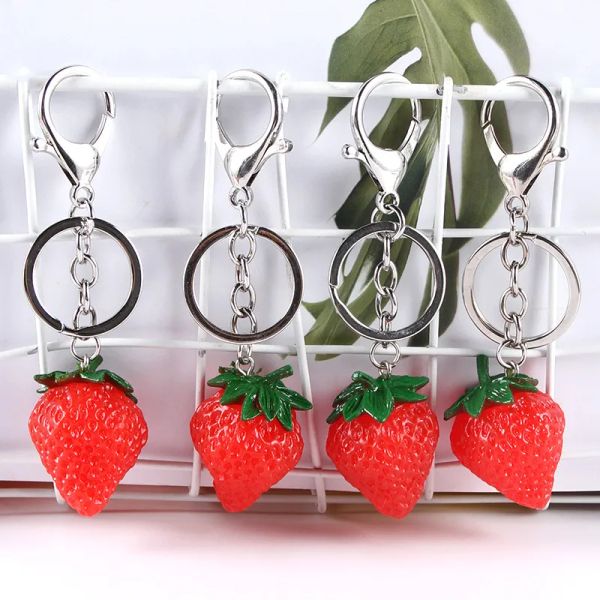 Creativo Simulazione Fragola Portachiavi Uomo Donna Moda Frutta Borsa per auto Portachiavi in PVC Gioielli Regalo sfuso