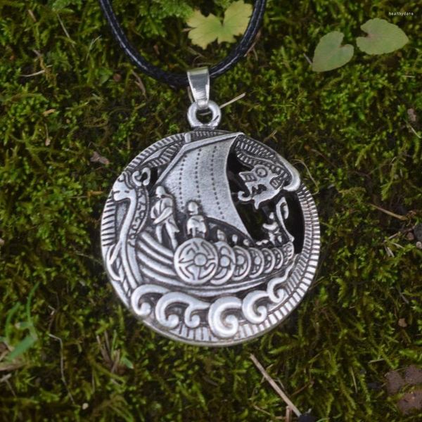 Correntes exclusivas Round Dragon Ship Pingente Colar Vikings Men