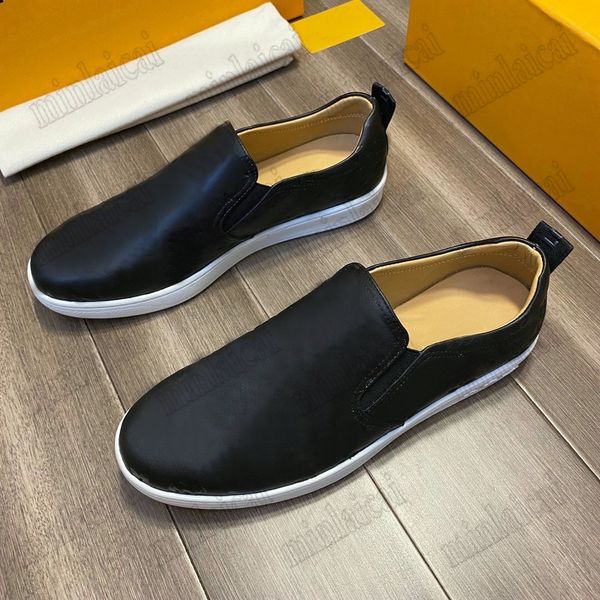 Sapatos masculinos de grife BEVERLY HILLS Tênis SLIP ON com estampa de monogramas estampados Mocassins de couro da Itália Tênis de tênis leve Sola de borracha leve