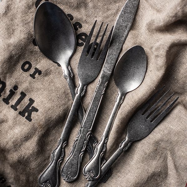 Наборы на обеден 4PCS/SET Vintage Spoon News Fork Стол Съемка старая стилевая кофейная лопа