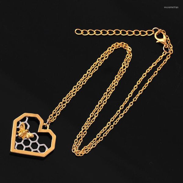 Colares pendentes Wesparking Hollow Out Heart With Bee Charm Honey Gold Bated Colar para mulheres jóias de moda vintage