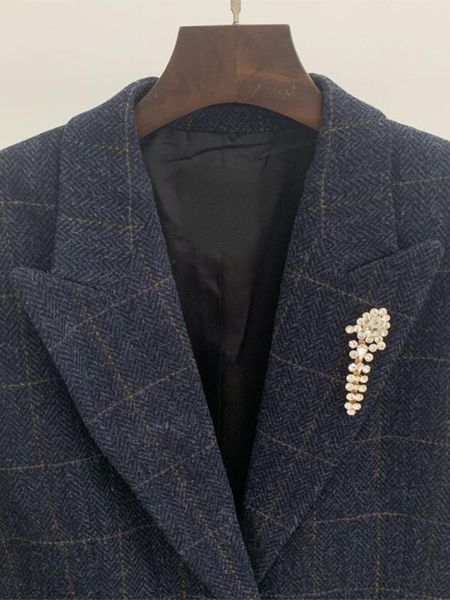 Blazer Giacca da donna 2022 Fashion Design Semplice autunno e inverno Nuovo abito con stampa di caratteri cinesi scozzesi