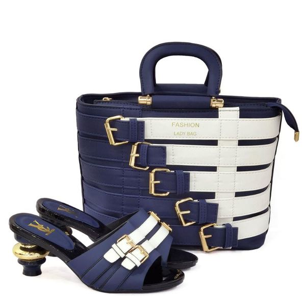 Vestido sapatos de alta qualidade 2023 Design italiano Mulheres e bolsas africanas para combinar com a cor azul da marinha nigeriana, mão combinando mão