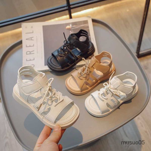 Sandalen Kinder Open-Toe Einfache Jungen Roman 2023 Sommer Neue Mädchen PU Einfarbig Vielseitig Kindermode Freizeitschuhe Atmungsaktiv