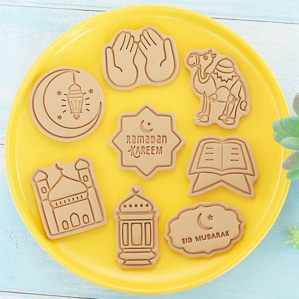 Moldes de cozimento 8pcs Islâmico Eid Mubarak Cookies Cutter Moon Star Temple Molde Folida Fondant Cake DecorationTool