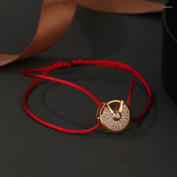 Charm Bracelets Lanruisha Simple Copper Fan-shaped Accessoires Handmade Red Rope Woven Damenarmband Classic Jewelry With Micro Setti