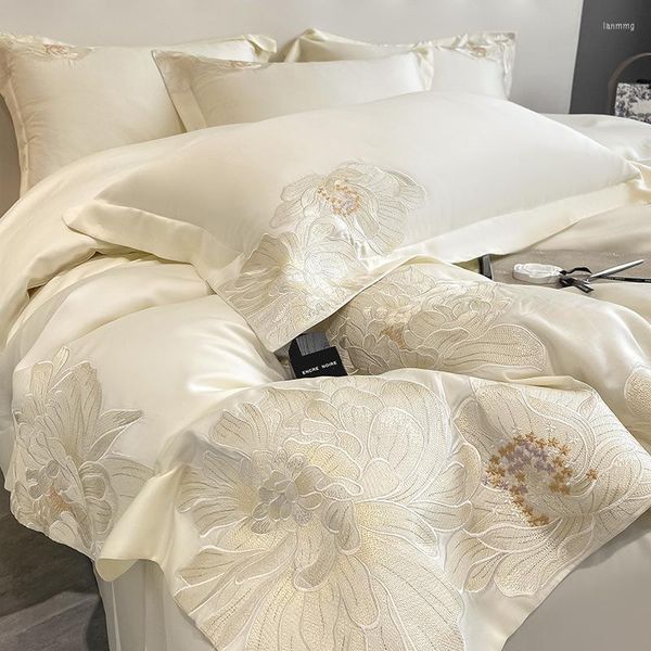 Set di biancheria da letto Set Copripiumino con ricamo floreale in morbido cotone egiziano a fiocco lungo di lusso Lenzuola e federe con angoli piatti