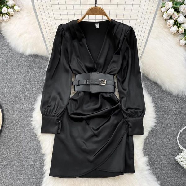 Повседневные платья высококачественные модные с длинным рукавом v-образным вырезом черные атласные платья девочки пояс