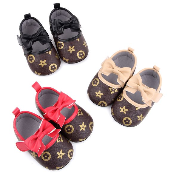 Baby Shoes Newborn Girl First Walkers Butterfly Knot Princess Shoes para meninas de solado macio de solado mocassins