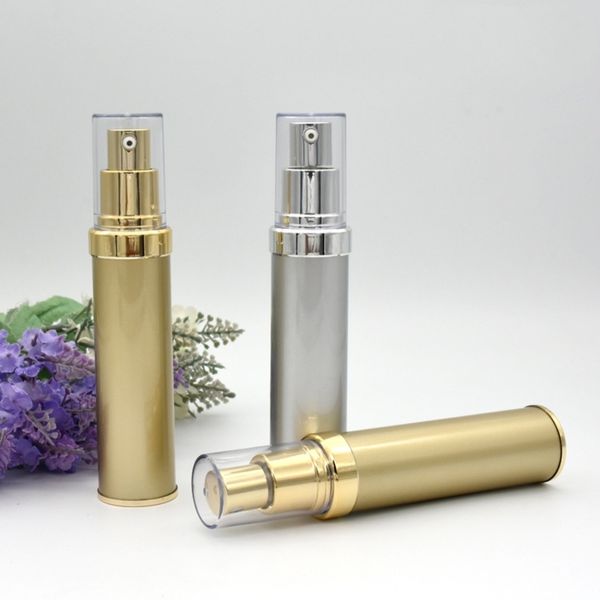 Flacone per lozione senz'aria in oro argento da 30 ml per fondotinta in siero emulsione toner ialuronico sbiancante liquido per la cura della pelle