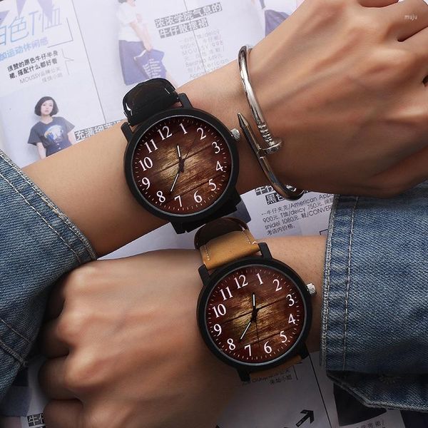 Relógios de pulso 2023 Moda Casual steampunk Watches Men Brown Leather Band Quartz Man Wood Grain Watch Drop