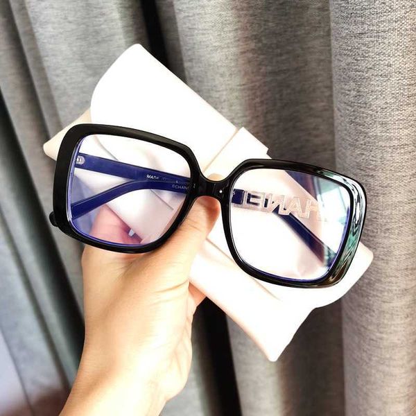Coreano nuovo anti blu lenti piatte faccia tonda occhiali da sole quadrati con montatura grande occhiali da sole rossi netti da donna occhiali da uomo