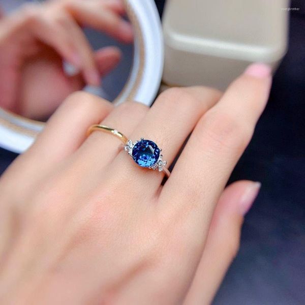 Anelli a grappolo Elegante ciondolo con topazio blu di Londra Otto cuori e frecce Anello a bocca viva con diamanti ad alto tenore di carbonio