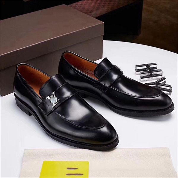 Tamanho 6 a 13 Classic Luxo Mens Wingtip Oxford Designer Shoes Sapatos de couro genuíno
